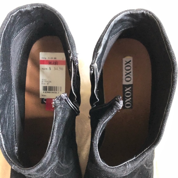 XOXO Black Ankle Booties - Picture 7 of 8